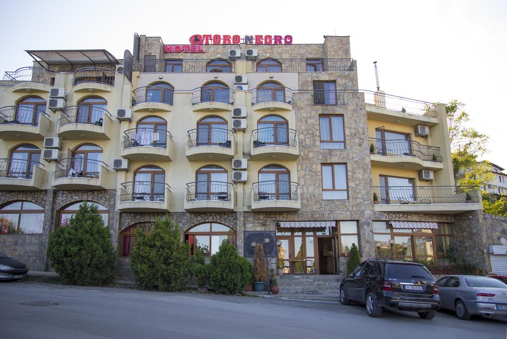 Hotel Toro Negro โกลเดน แซนส์ ภายนอก รูปภาพ